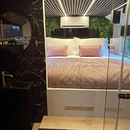 Kamp alanı Bed&bus Met Dakterras Rucphen